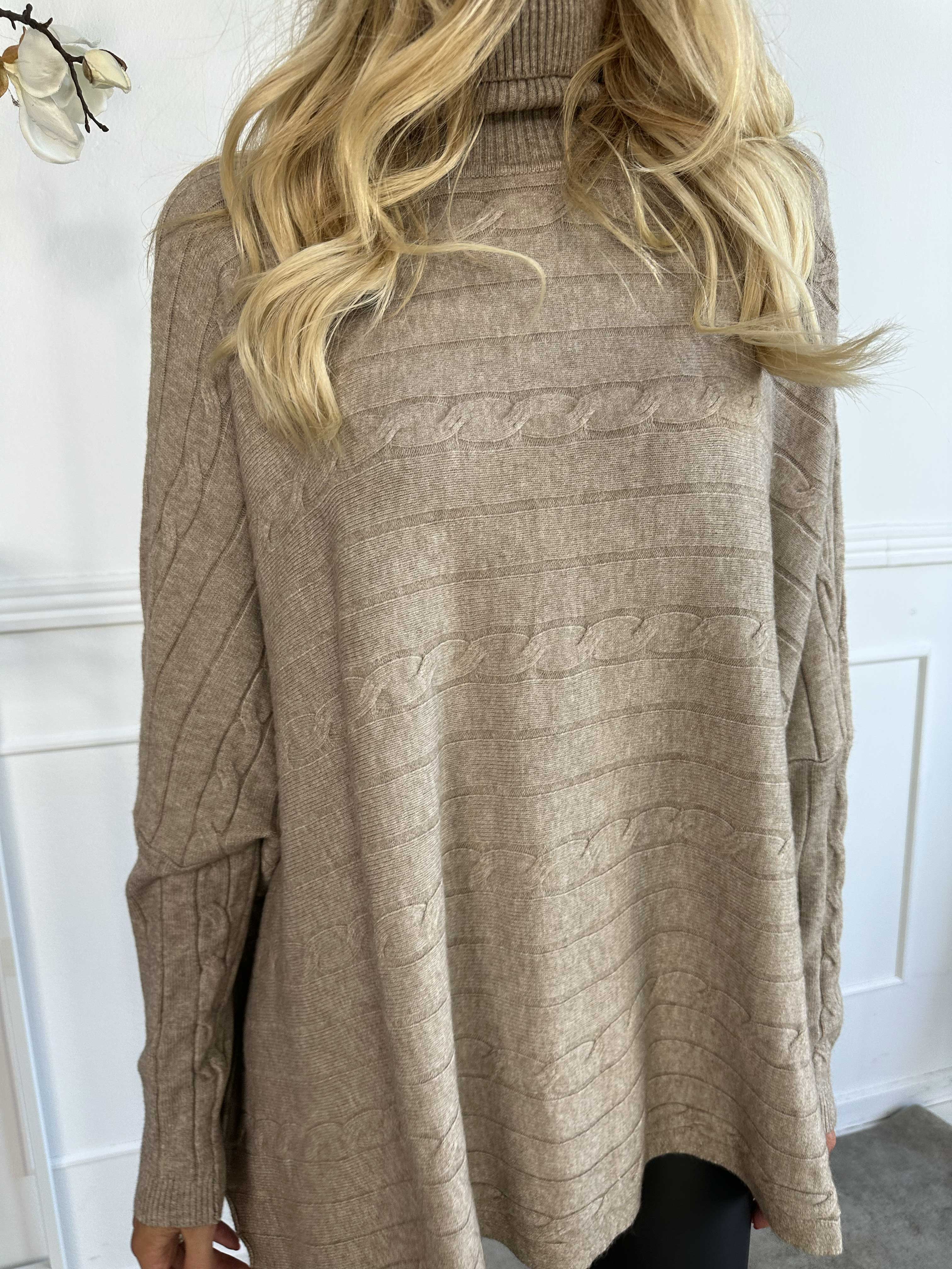 Diamond - Sød blød elastisk strik med turtleneck